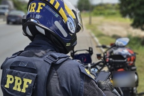 Quatro pessoas são presas e mais de mil multas são aplicas em operação da PRF