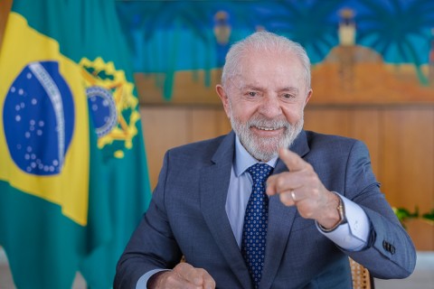 Lula lidera todos os cenários de primeiro turno, aponta pesquisa Genial/Quaest