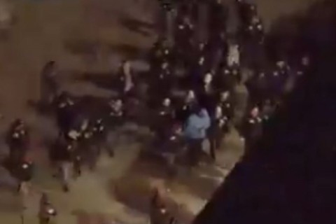 Maduro desembarca nos EUA escoltado por agentes do FBI e algemado